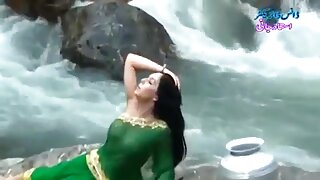 فیلمی روی زمین با سیستل ری فیلم خاله الکسیس و دایموند جکسون جذاب از Brazzers
